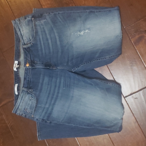 Vigoss 20W Jagger Skinny Distressed Jeans NWOT - Picture 1 of 6